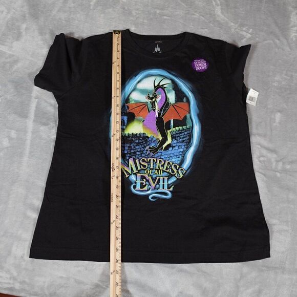 Disney Parks Mistress Of All Evil Villain T Shirt Womens XL Cartoon Black NWT - Picture 8 of 9